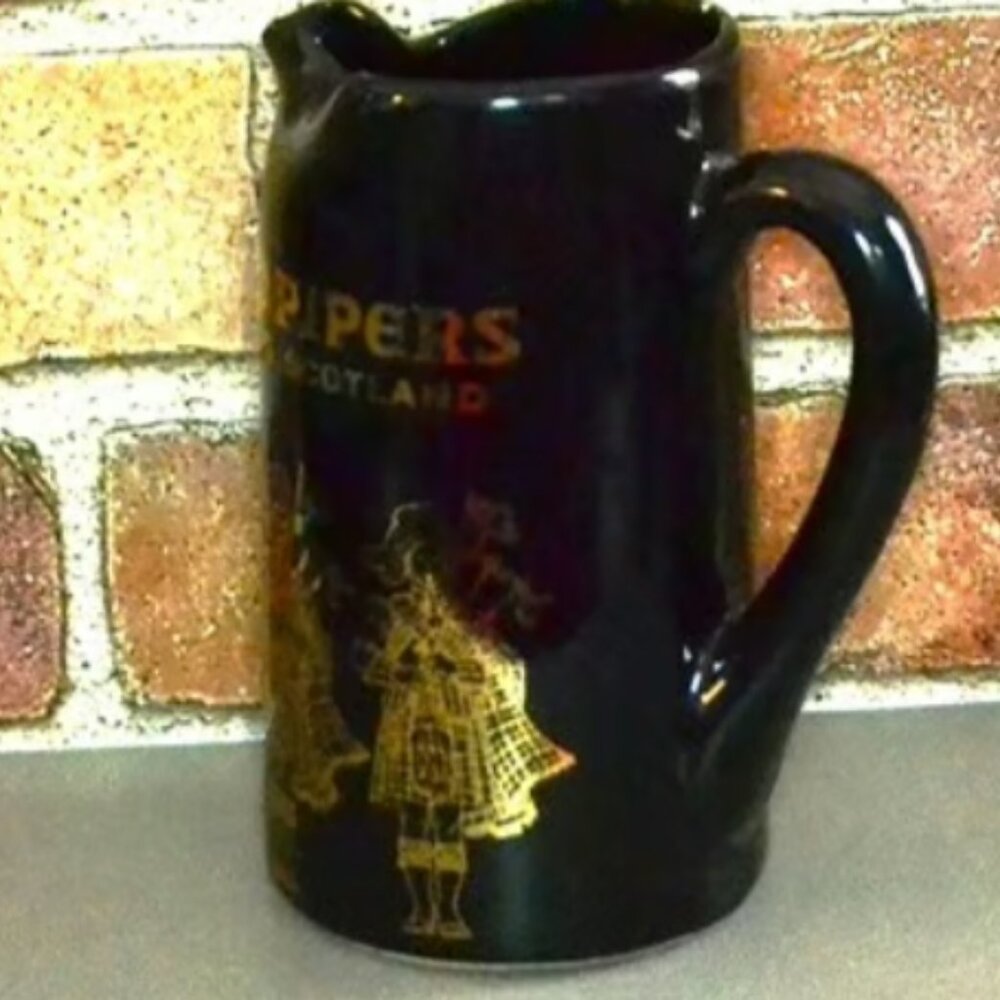 Seagram's Pitcher 100 Pipers From Scotland Black Ceramic Barware
